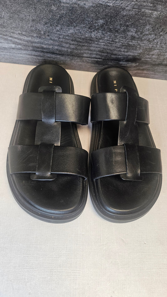 Mi Piaci Black Claudia Slide (41)