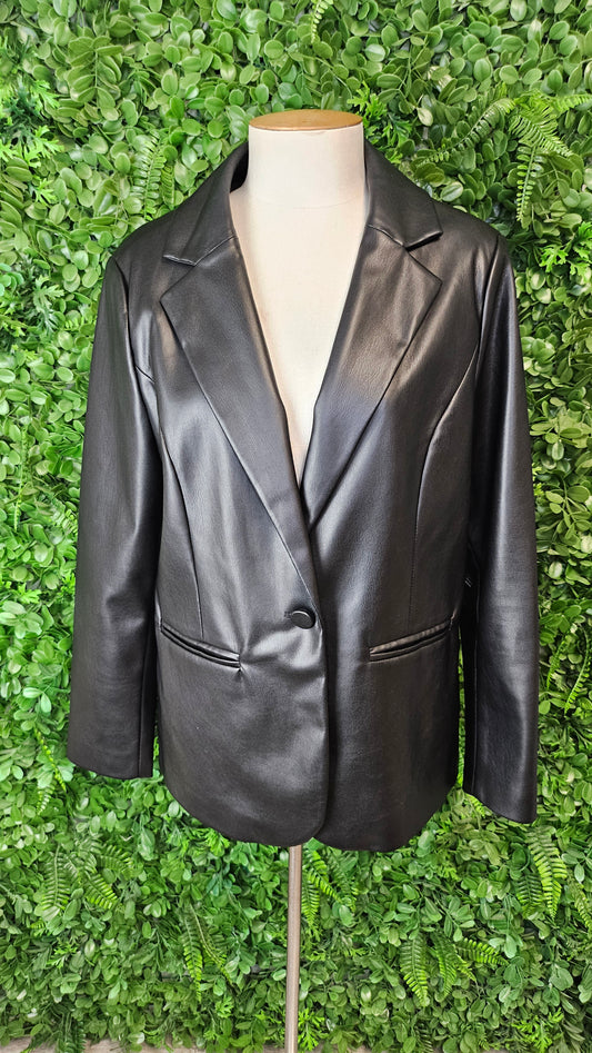 Jacqui E Black Pleather Blazer (14)