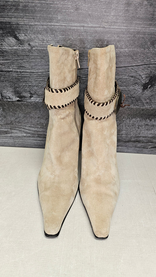 Sachi Sand Suede Boot (8.5)