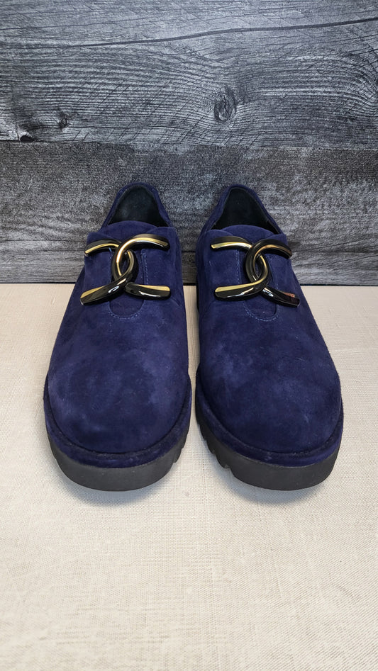 Minx Navy Suede Loafer (38)