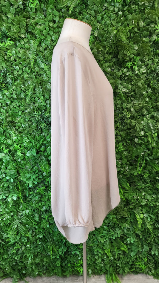 IvyBlu Taupe Floaty Top (14)