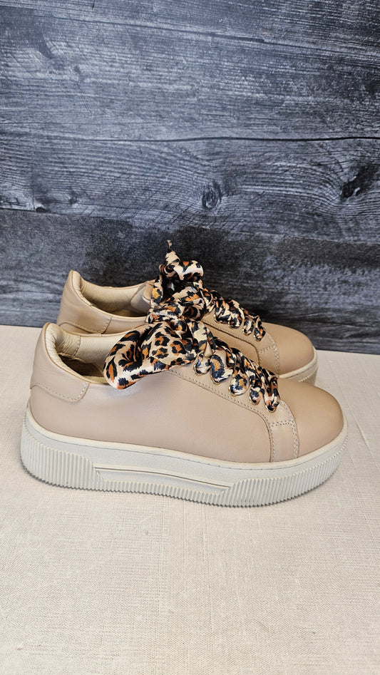 Eternal Nude Platform Sneakers (36)