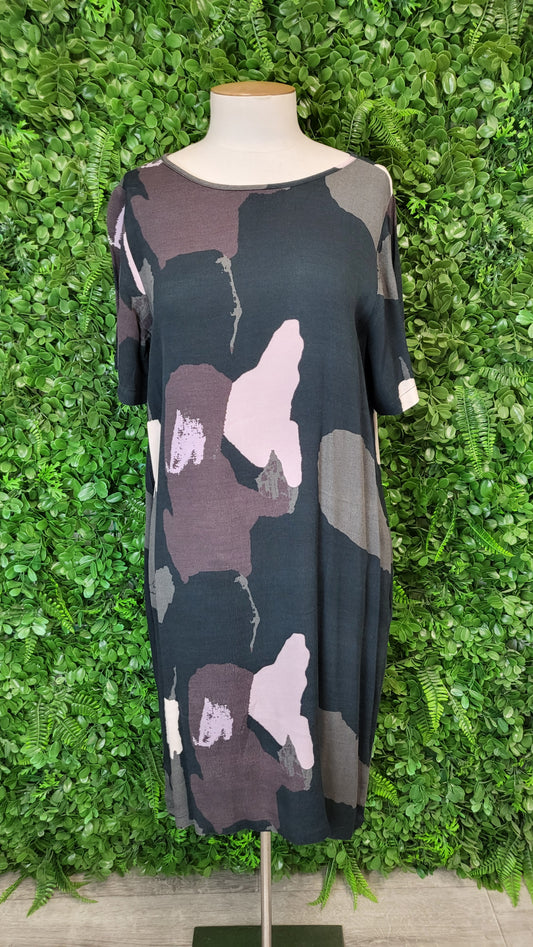 Nyne Abstract Print Dress (12)