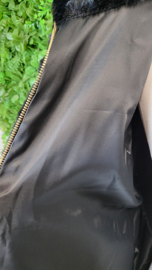 Alice & Lily Black Fur Vest BNWT (16)