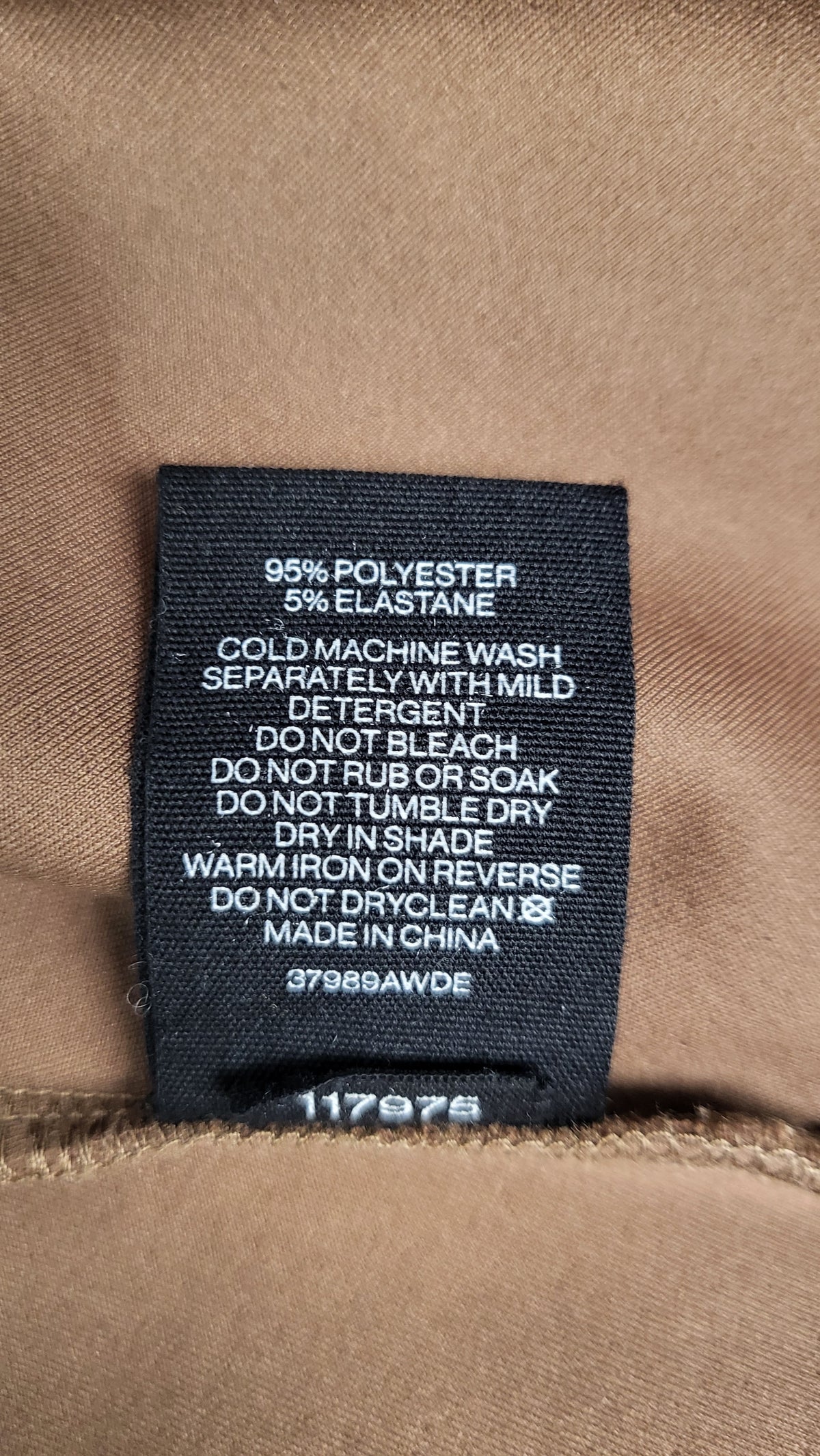 Decjuba Donkey Ruched Top (14-16)