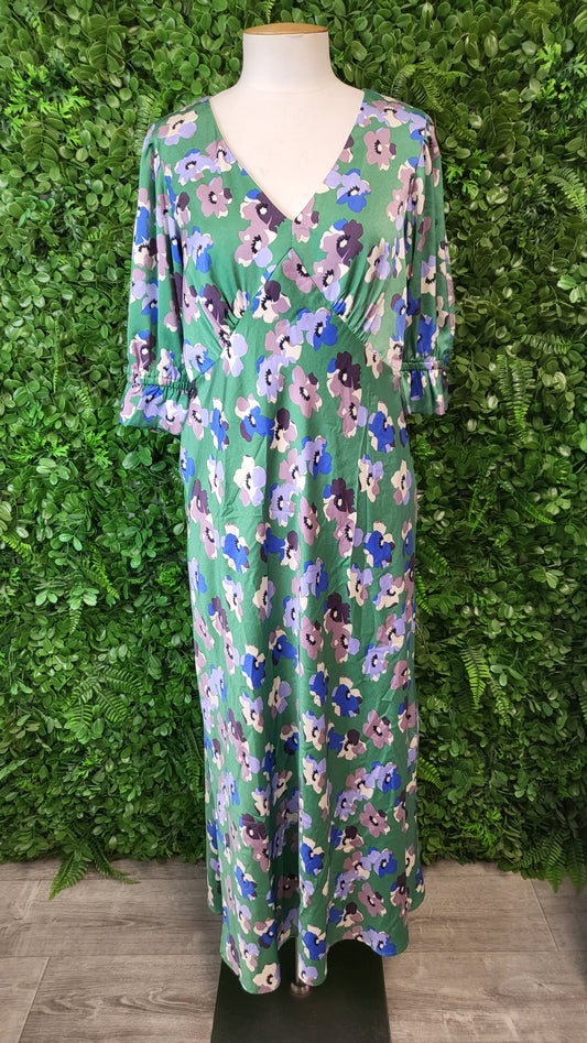 Seeking Lola Green Sateen Dress (12)