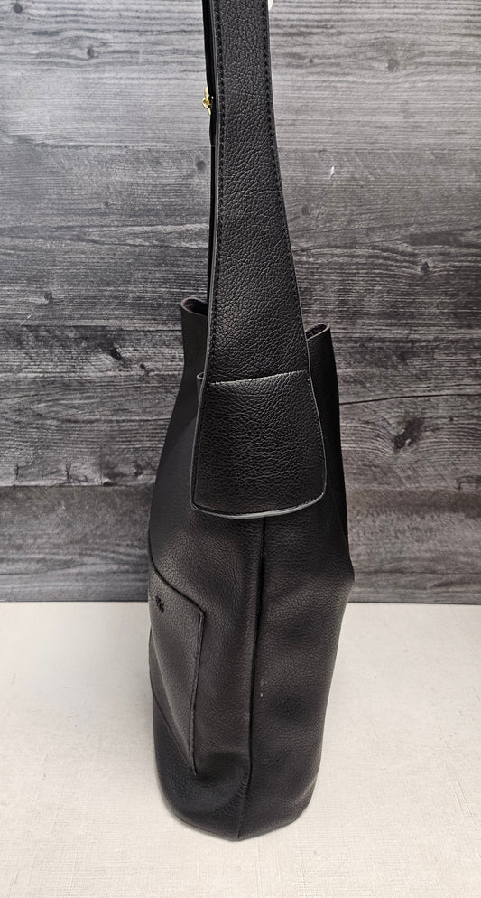 Beau Black Britt Leather Bag 34x36x11cm