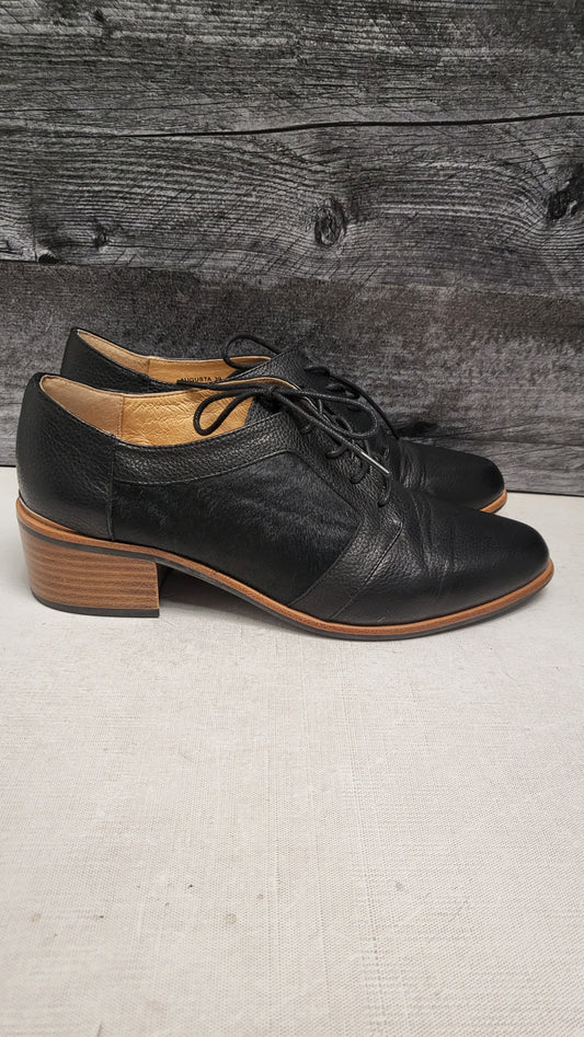 Isabella Anselmi Black Brogue Lace Up (39)