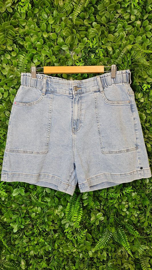 Elm Washed Denim Denim Shorts (14)