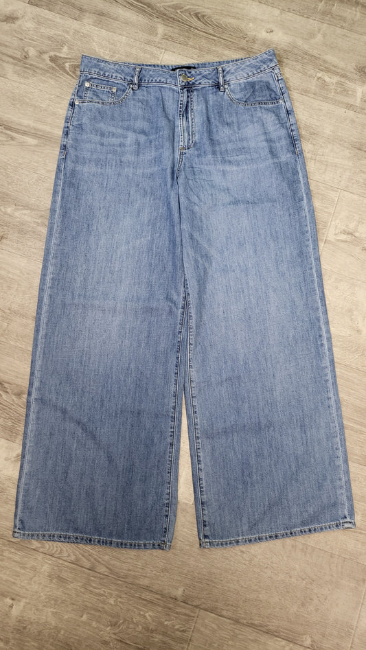 Decjuba Light Denim Wide Leg Jean (16)