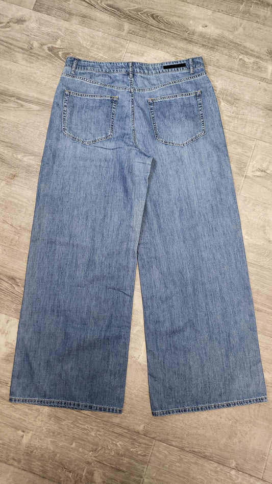 Decjuba Light Denim Wide Leg Jean (16)