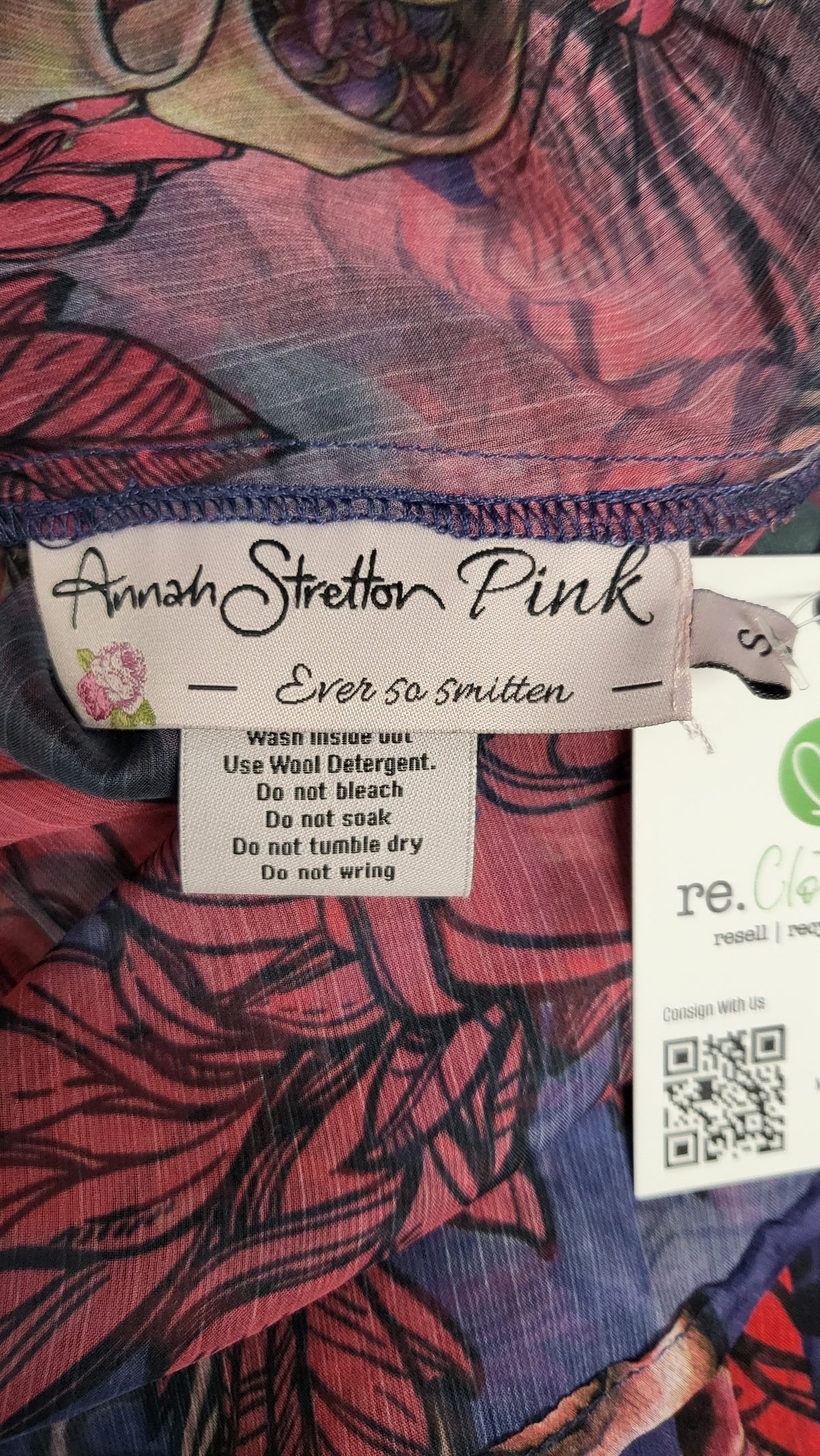 Annah Stretton Floral/Wing Pleat Sleeve Top (10)