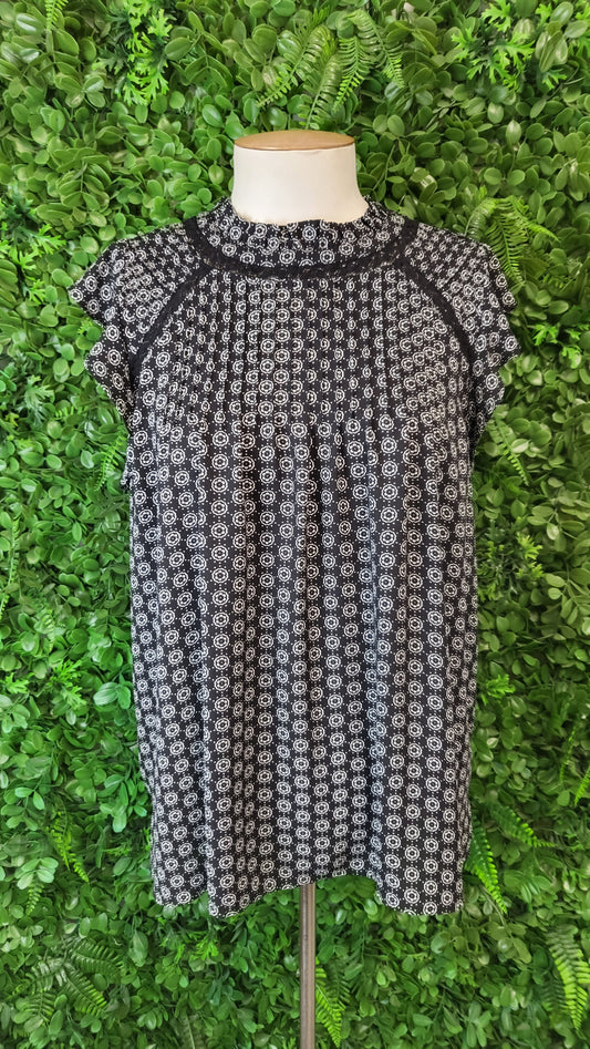 Loft Black/White Pleat Top (14)