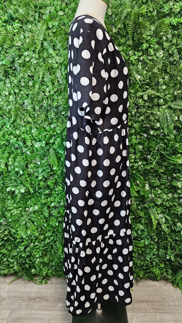 Curate B/W Gather Together Dress (14)