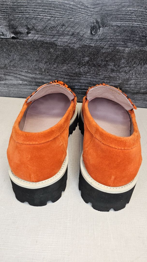 Andrea Biani Orange Animal Loafer (40)