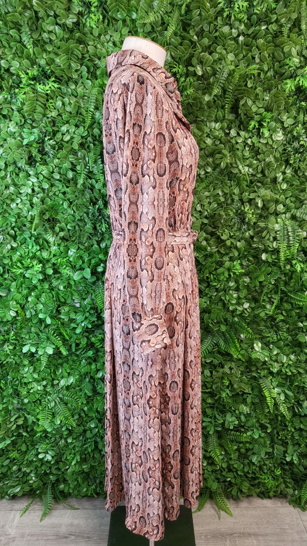 Veronika Maine Snake Shirt Dress (8)