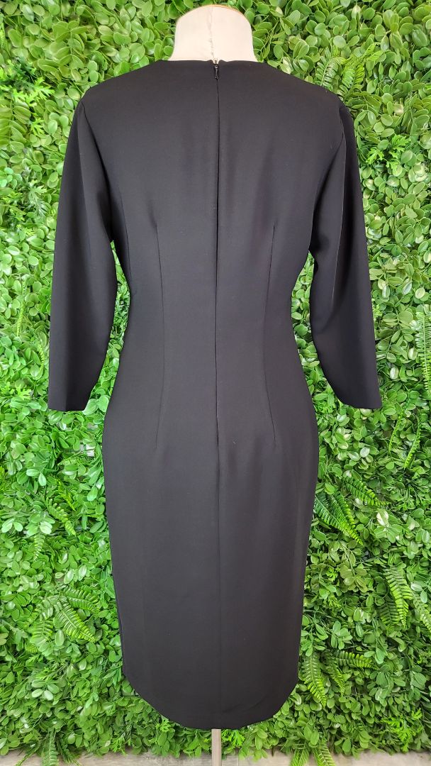 Jane Daniel’s Black Formal Dress (8)
