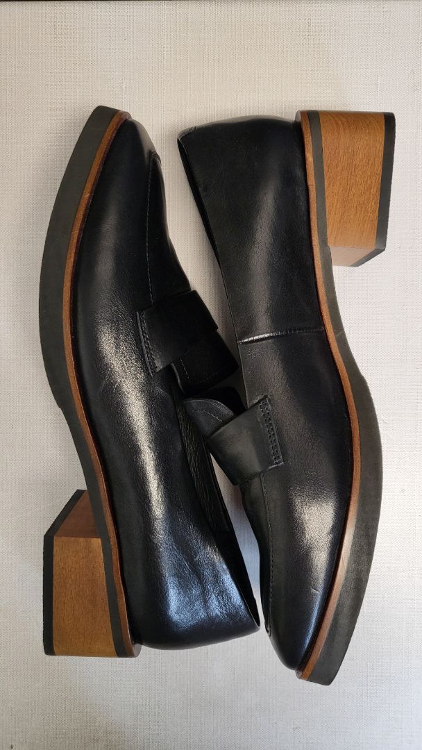 Belle Scarpe Black Leather Loafer (41)