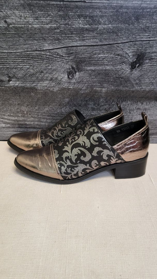 Minx Pewter Da Vinci Shoe (37)
