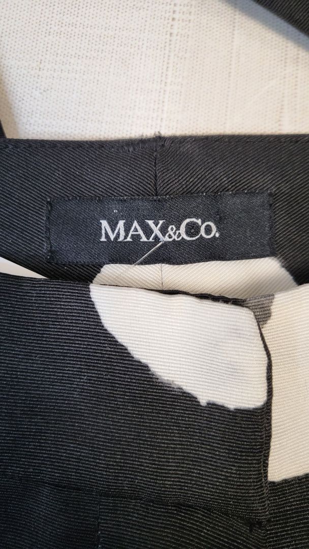 Max&Co Print Capri Pant (8)