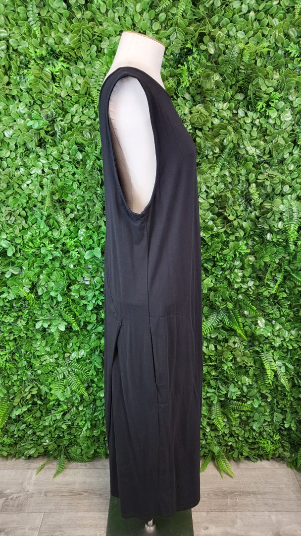 Nyx & Min Black Sleeveless Dress (14-16)
