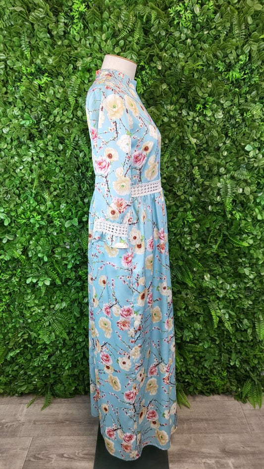 Tuesday Blue Floral Maxi Dress (8)