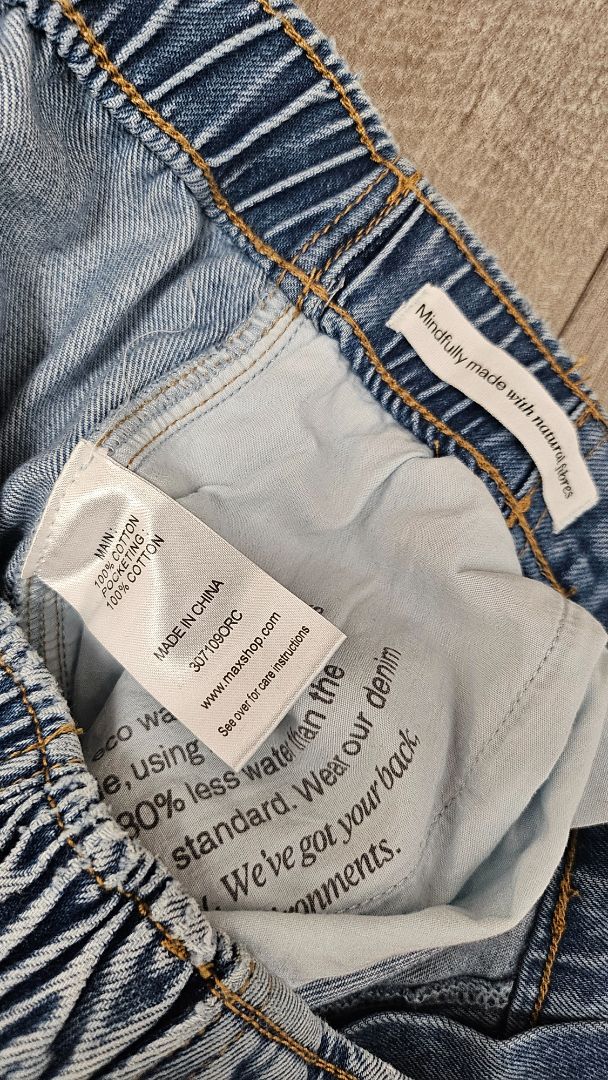 Max Light Wash Parachute Jean (14)