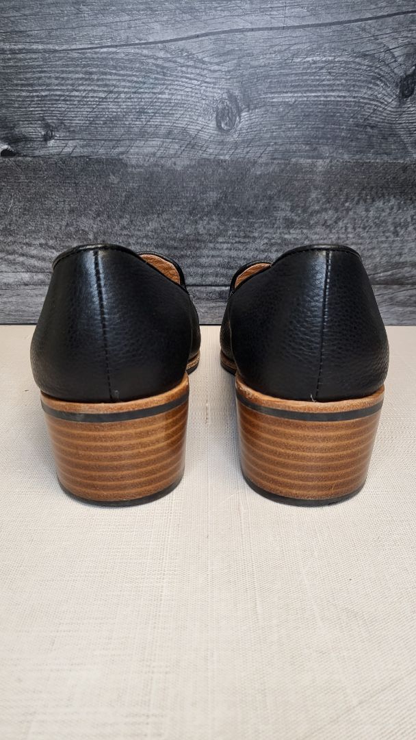 Isabella Anselmi Black Loafer (38)