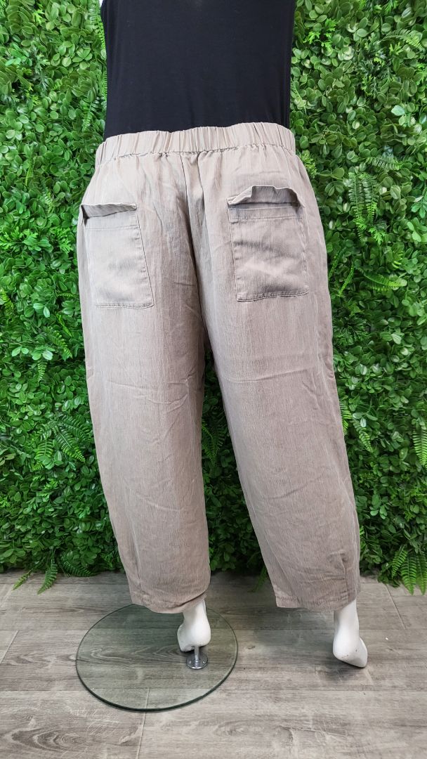 K+K Taupe Ankle Cropped Pant (22)