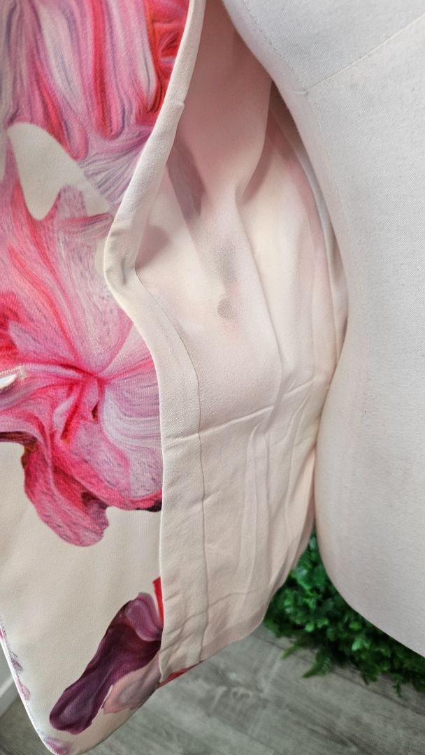 Honey & Beau Floral Fitted Blazer (8-10)