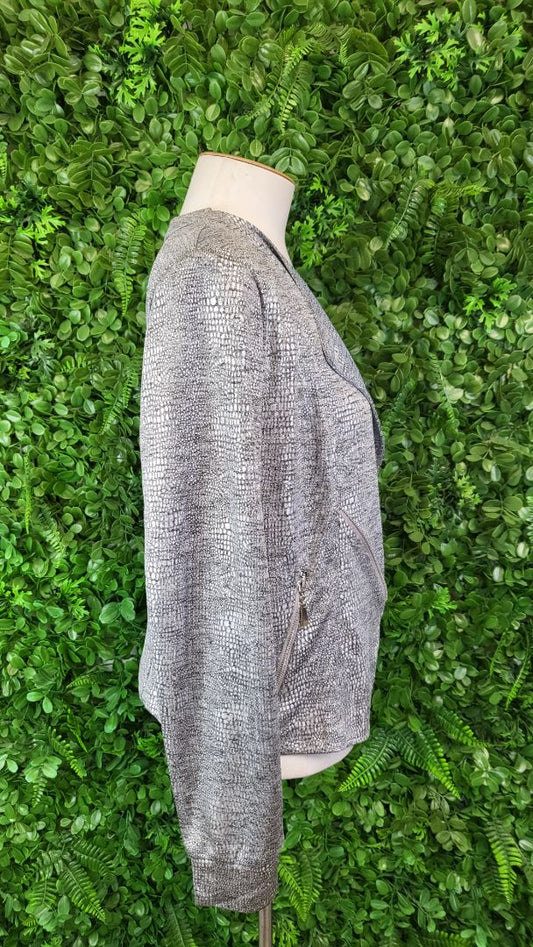 Lemon Tree Silver Reptile Print Jacket (12)