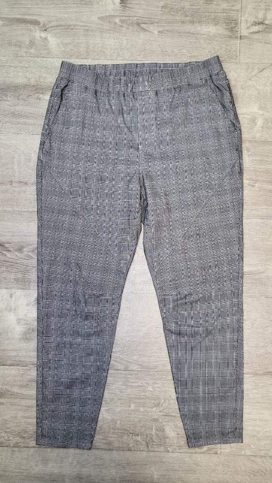 Monaco Check Jogger pant (16)