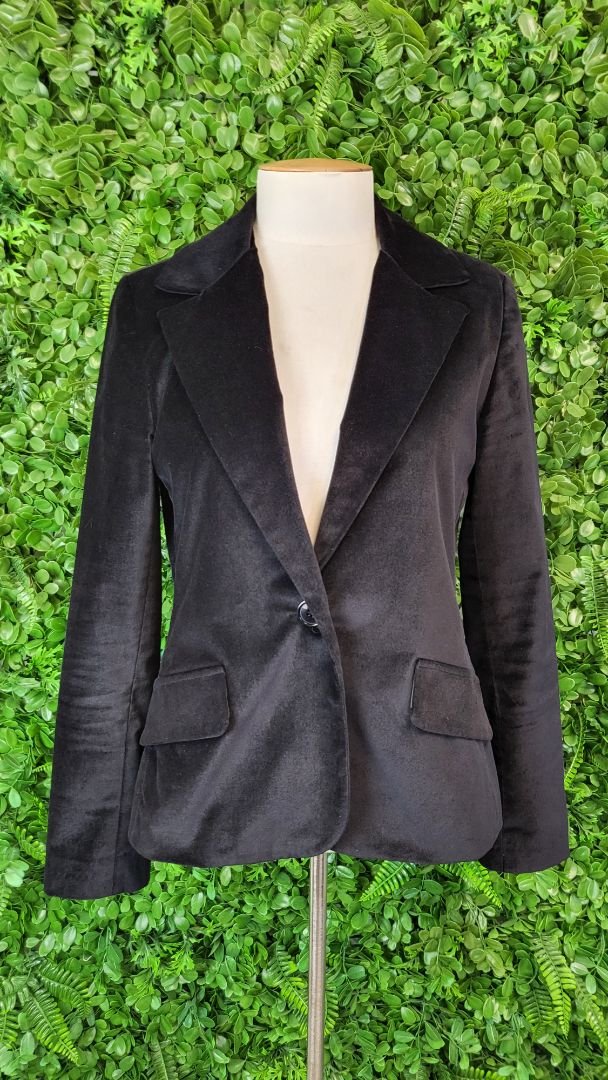Repertoire Black Velvet Jacket (8)
