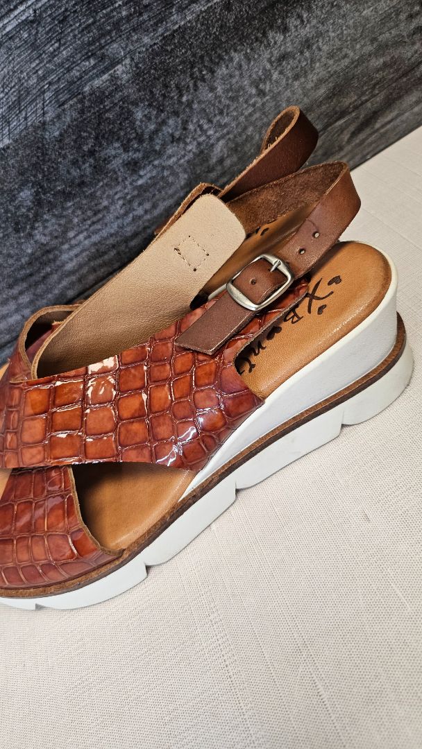Bonita Brown Wedge Sandal (38)