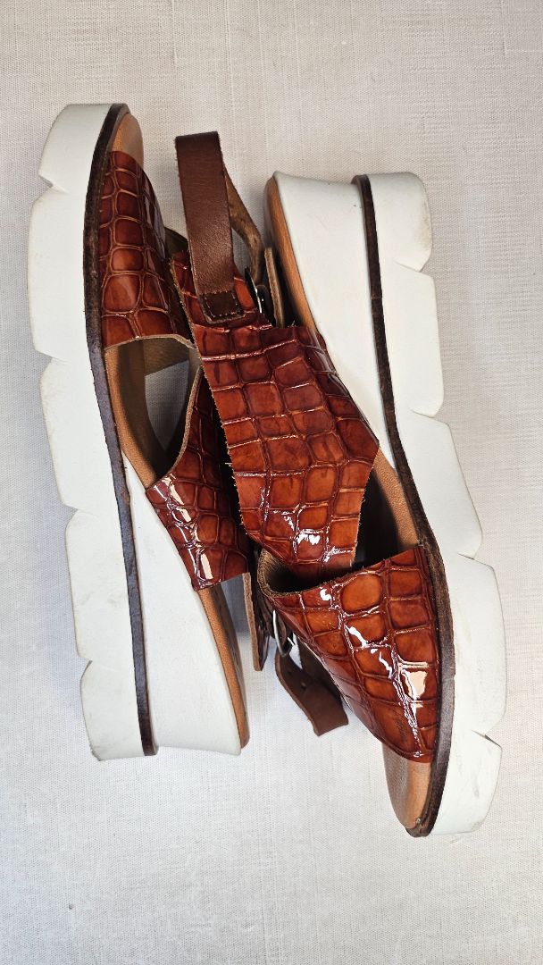 Bonita Brown Wedge Sandal (38)