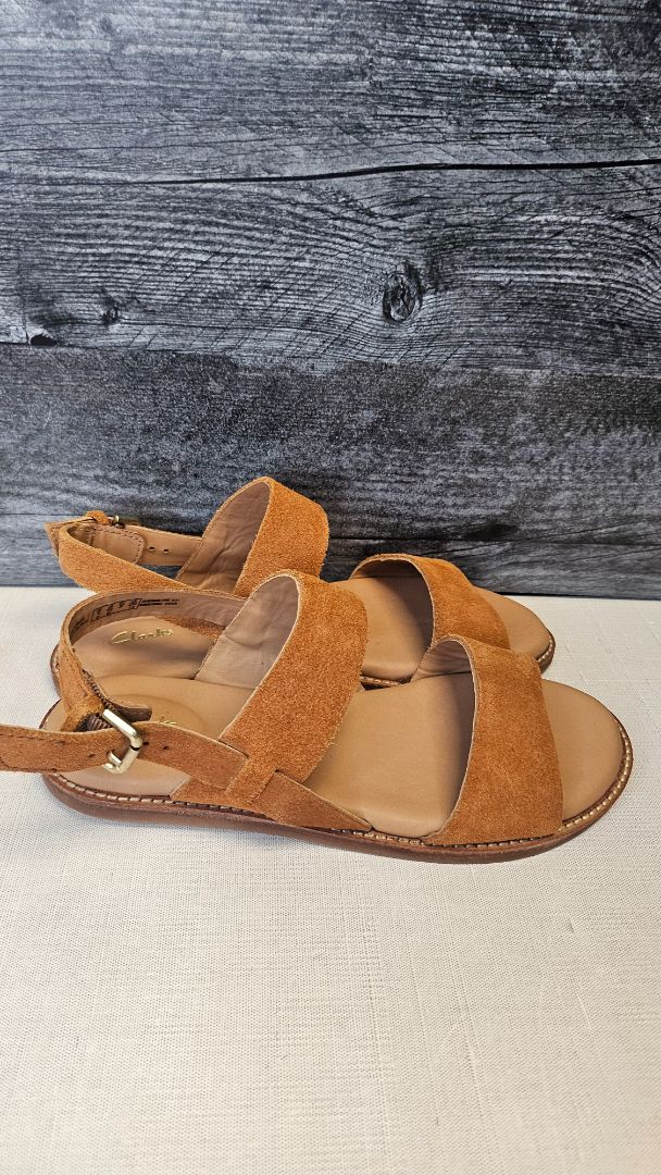 Clarks Tan Strap Sandal (37)