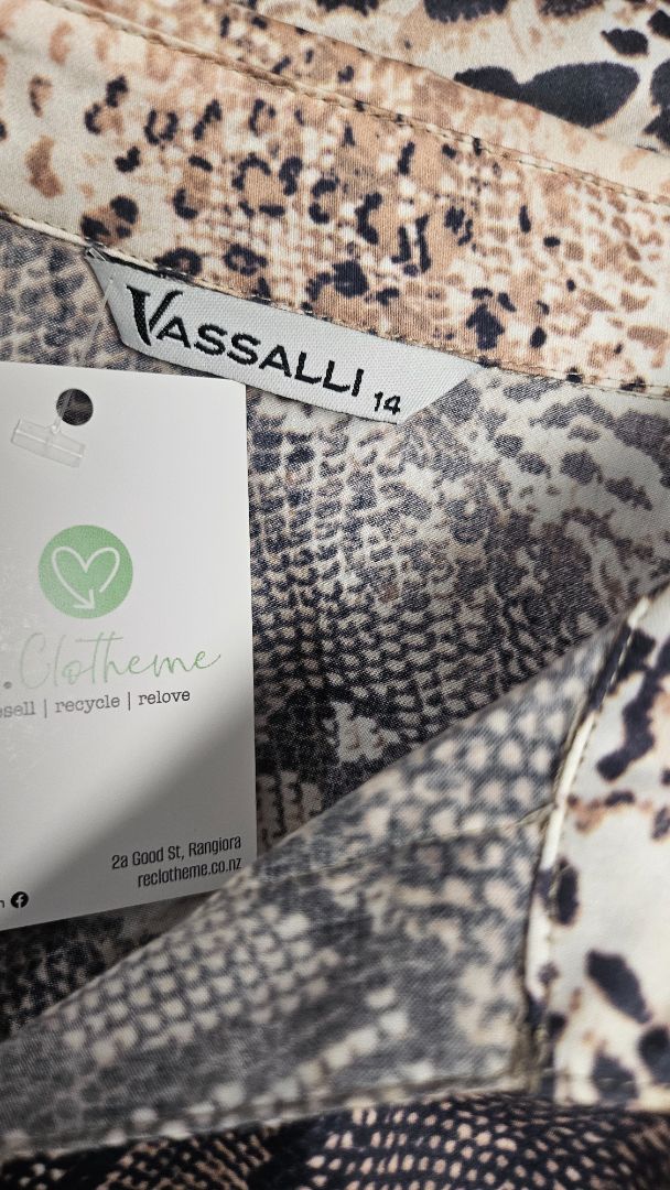 Vassalli  Reptile Print Top (14)