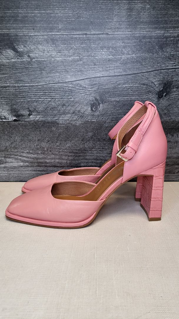 Mi Piaci Pink Leather Heels (39)