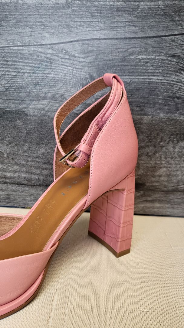 Mi Piaci Pink Leather Heels (39)