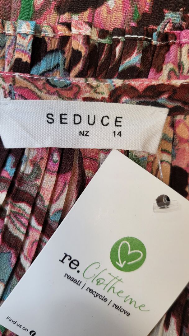 Seduce Multi Patterned Top (14)