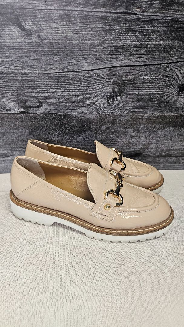 Browns Couture Latte Patent Loafer (38.5)