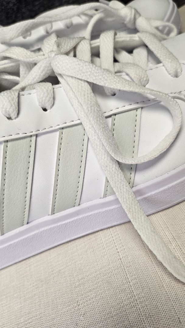 Adidas White White Sneaker (10)