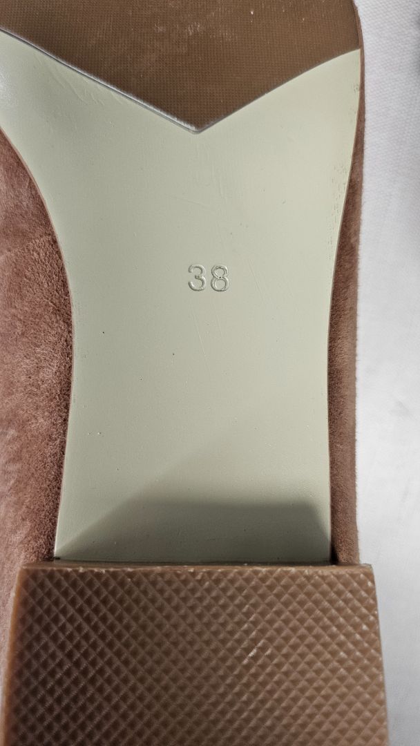 Nicole Rebstock Tan Suede Loafer (38)
