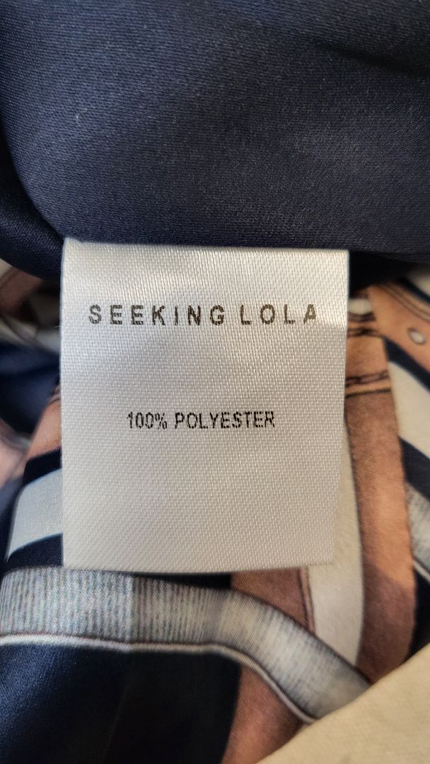 Seeking Lola Print Bomber Jacket BNWT (8)