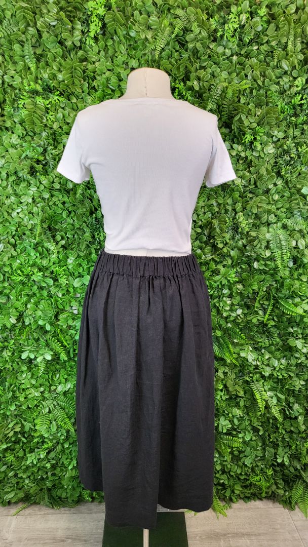 17 Blonde Black Linen Midi Skirt (16)