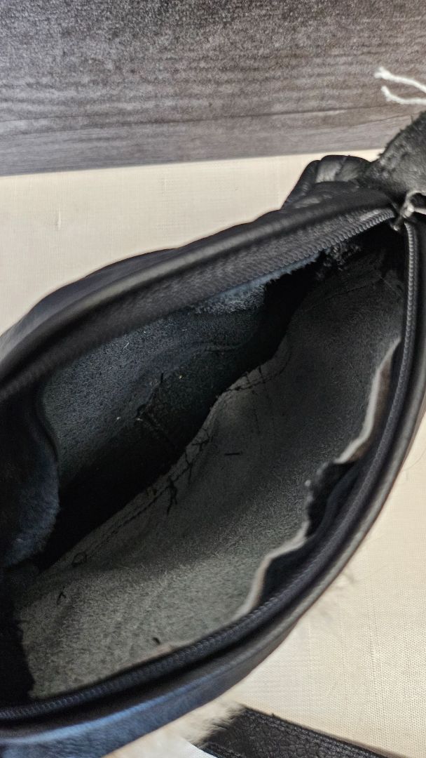 Unknown Black/Fur Leather/Fur Bag 22x22cm