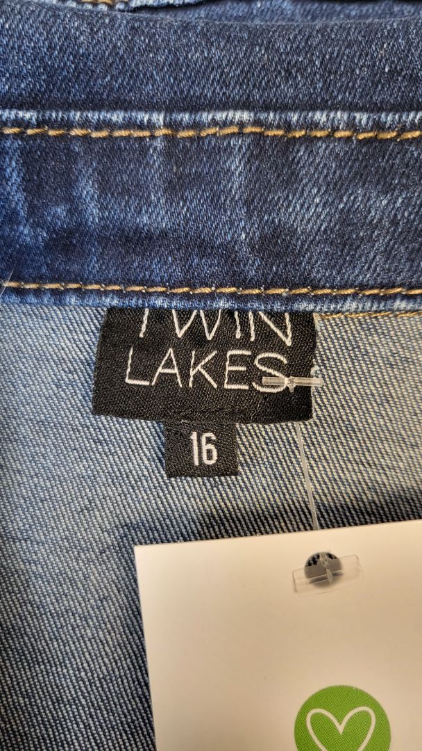 Twin Lakes Blue Denim Vest (16)