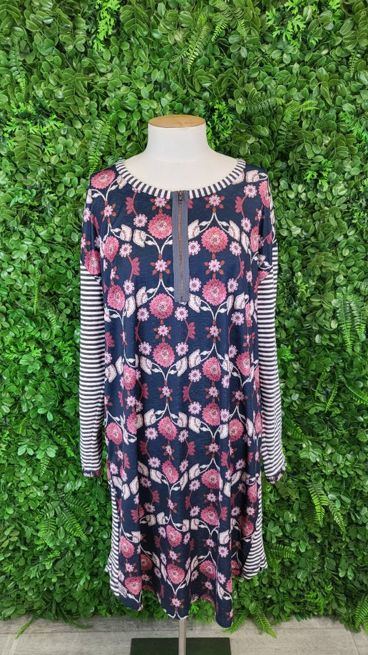 Madly Sweetly Print Zip Dress (16)