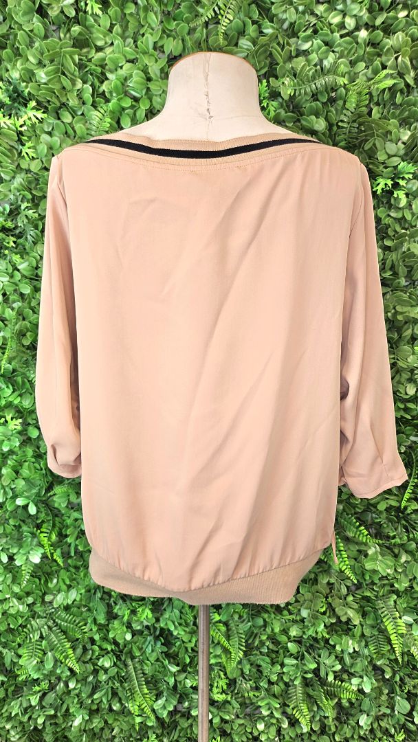 Koralline Caramel Stripe Neck Top (16)