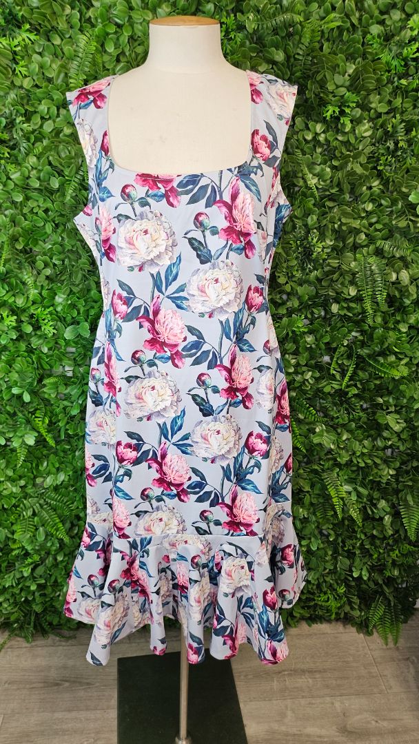 Annah Stretton  Floral Dress (16)